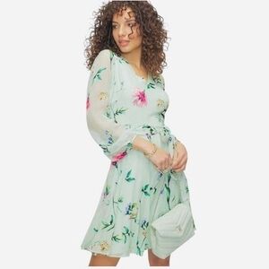 WHBM Silk Rayon Burnout Godet Mini Dress Multicolor Floral Long Sleeve Size 4